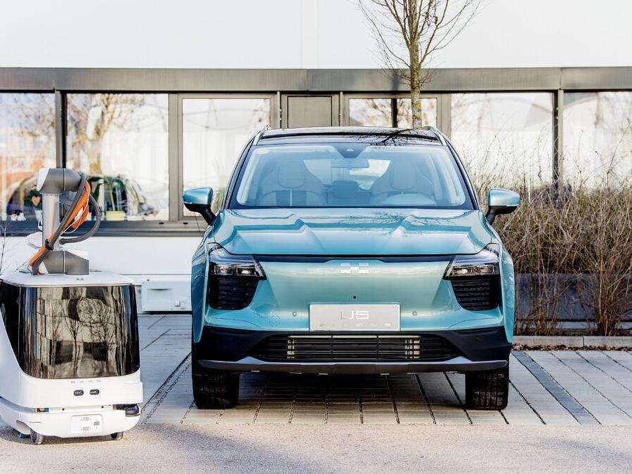 Nieuws Aiways ontvangt patenten voor autonome EV-laadoplossingen